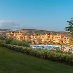 Beautiful 2-Bed Apartment In Casares Costa