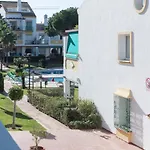 Spacious Flat With Pool In Marbella