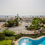 Paloma Beach 32A