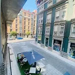 La Casa De Joseal Lado Del Paseo Begona