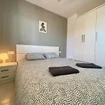Piso Con Vistas Al Mar Y Terraza
