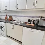 Apartamentos Malagatravelbook Piscina Y Parking Gratis