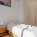 2113-Beautiful 2 Beds Apt With Seaview