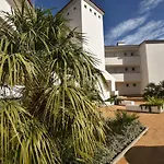 Delightful Apartment With Seaview