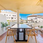 Senorio De Aloha 3 Bedroom Duplex Within Walking Distance To Puerto Banus