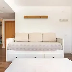 Can Juancho: Casita De Playa En La Costa Dorada