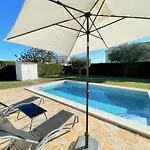 Villa Cabrera