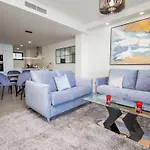 Blue Suites B2-305