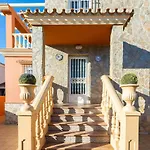 Sun, Relax, Climatized Pool & Steps To The Beach By Mellow