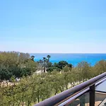 Uhc Cambrils Paradis Family Complex