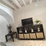 Casa Mari Carmen, La Plazoleta
