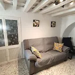 Casa Mari Carmen, La Plazoleta