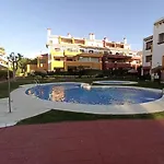 Apartamento Cercano A Campo De Golf En Costa Esuri