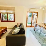 Mediterranean House, Beach And Charm Garden