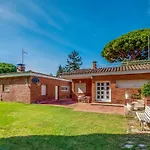 Amazing Home In St Andreu D,Llavaneres With Wifi