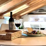 Apartamentos Mundaka Surf Camp
