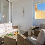 Dona Lola Patricia - Spacious 3 Bedroom Top Floor Apartment With Uninterrupted Sea Views - Only A Few Meters To Calahonda Beach - Costa Del Sol - Cs188