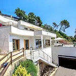 Catalunya Casas Modern Magnificence , Only A Few Km To The Beach!