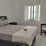 Apartamento Amilcar Frente A La Playa Primera Linea De Playa