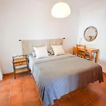 La Fuente Apt6, Frigiliana Amazing 2 Bedroom Family Apartment With Views, Padel Court And 2 Pools Hansonholiday Rentals
