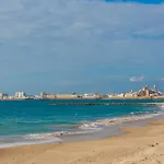 Poseidon Beach Apartment & Parking By Cadiz4Rentals