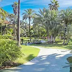 Pool View Apartment In Casa Sevilla - Puerto Banus