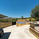 Los Aperos 1