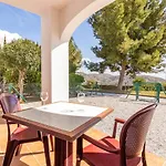 Pet Friendly Apartment In Alcaucin With Wifi