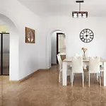 Villa Aguacate