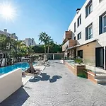 5 Stelle Piscina, Jacuzzi, Wifi - 2 Min Dal Mare
