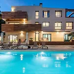 Luxury Casa Con Piscina, Wifi, 150M Dal Mare