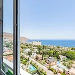 Estudio Con Increibles Vistas A La Playa + Piscina