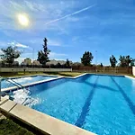 Apartamento Con Piscina Padel Y Vistas Al Mar
