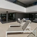 Amazing 4 Bedroom Apt With Pools + Gym - Rdr269