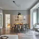 Magnificent 4 Bedroom Apartment In Eixample