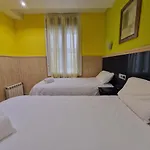Pension Izar Bat Guesthouse
