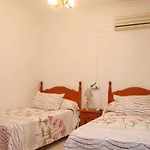 Habitacion Calle Ancha 02