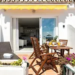 Seafront Beach House Rocas Del Mar