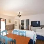 Casa Samuel Mayorazgo Con Piscina Compartida