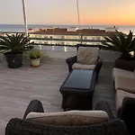 Atico Clara Mirando Al Mar