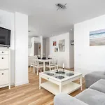 Front Line Beach Apartment In Fuengirola Ref 14