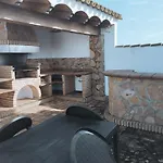 Casa Luype I Piscina Comaprtida