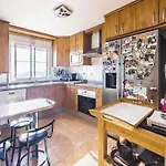 Stunning Apartment In Las Lagunas De Mijas