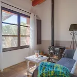 Beautiful Apartment In Tarifa With Kitchen