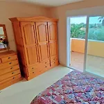 Xalet Amb Piscina Privada A Vinaros