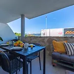 Near Beach, Cosy Terrace, Pool & Fibre Wifi