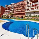 2173-Superb Apt With Amazing Seaview