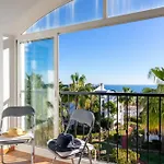 Miraflores Sea View Apartment By Costarentals - Ref 127