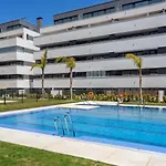 Beachclose Apartment With Pool In Torremolinos By Costarentals - Ref 173