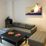 Seashape Apartment In Manilva